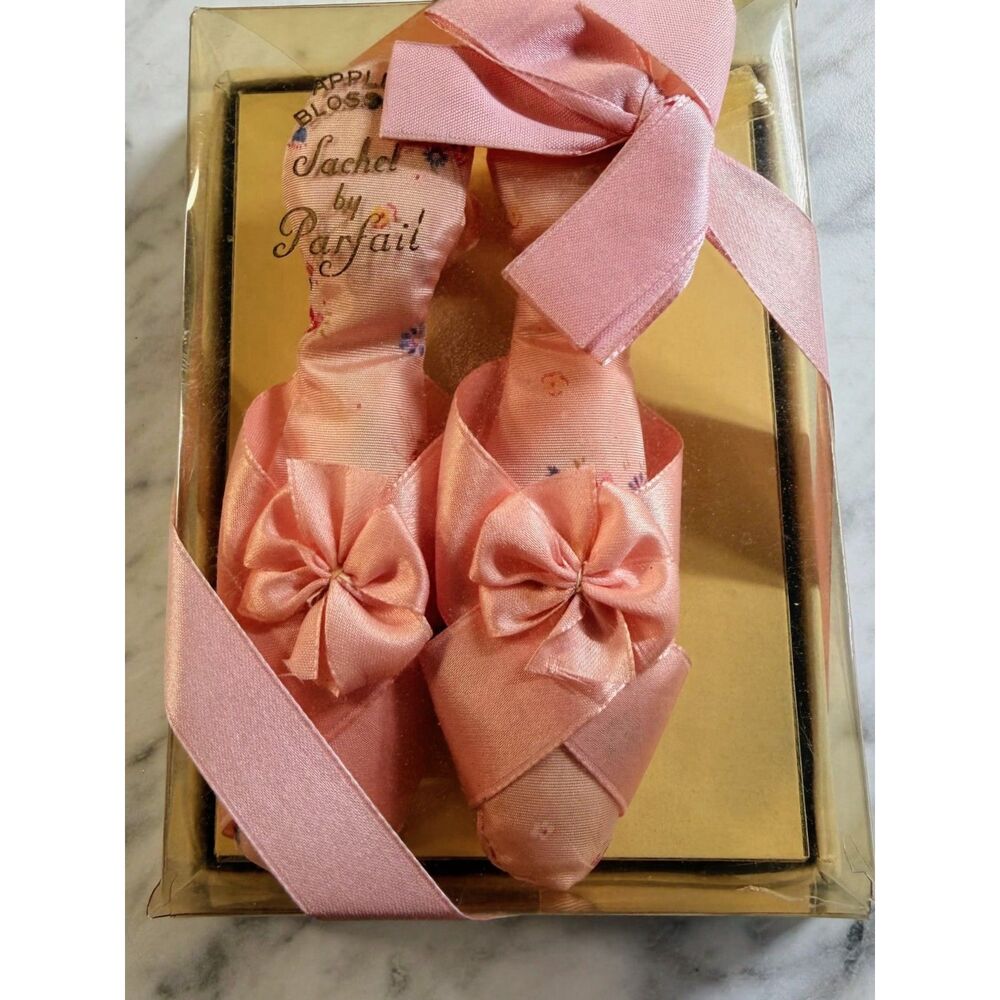 Vintage Parfait Apple Blossom Sachet Set Pink Satin Slipper Bows New In Box